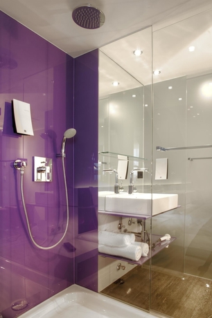 Imagen de la habitación del Hotel Bayer's City. Foto 14