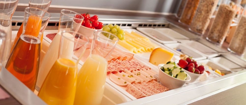 Imagen del bar/restaurante del Hotel Bayer's City. Foto 2