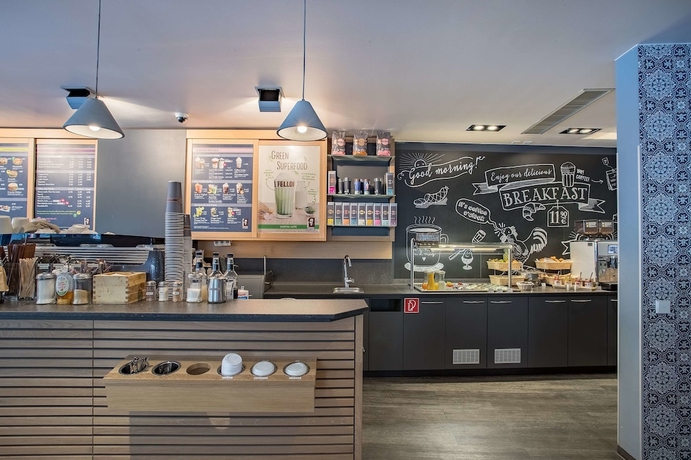 Imagen del bar/restaurante del Hotel Bayer's City. Foto 5