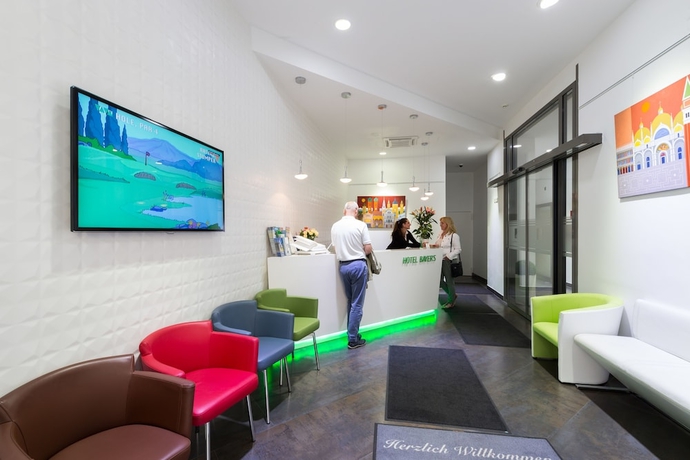 Imagen de los interiores del Hotel Bayer's. Foto 15