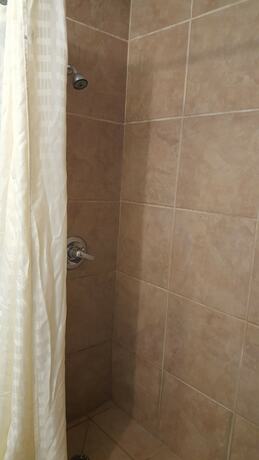 Imagen general del Hotel Bayfront Cottages. Foto 12