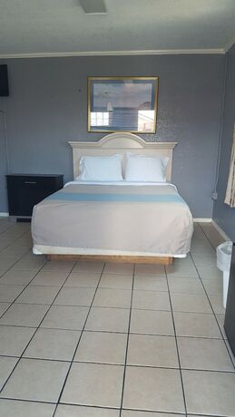 Imagen de la habitación del Hotel Bayfront Cottages. Foto 18