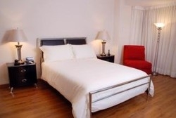 Imagen de la habitación del Hotel Bayfront. Foto 7