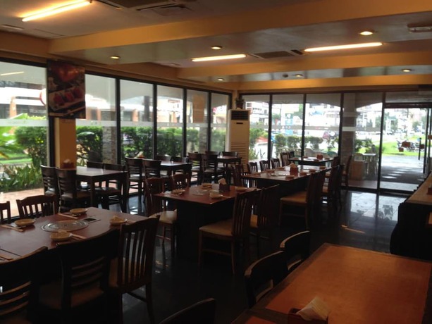 Imagen del bar/restaurante del Hotel Bayfront Hotel Subic. Foto 4