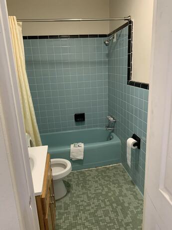 Imagen de la habitación del Hotel Bayfront Inn. Foto 14