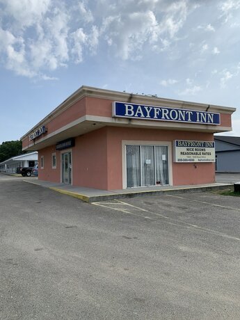 Imagen general del Hotel Bayfront Inn. Foto 9