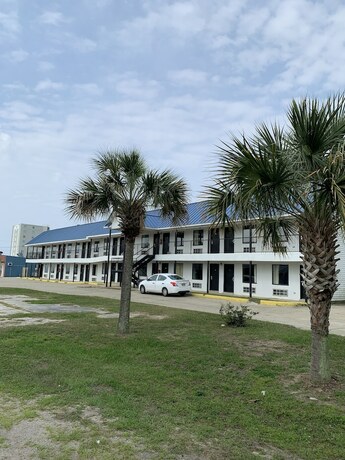 Imagen general del Hotel Bayfront Inn. Foto 11