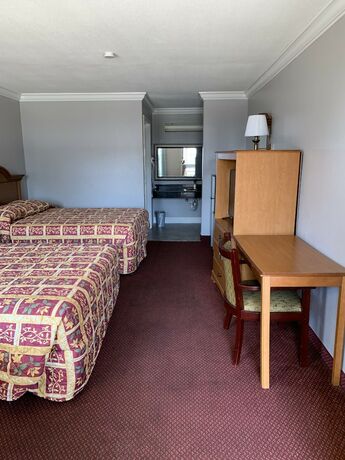 Imagen de la habitación del Hotel Bayfront Inn. Foto 19