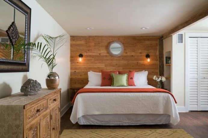 Imagen de la habitación del Hotel Bayfront Marin House. Foto 8