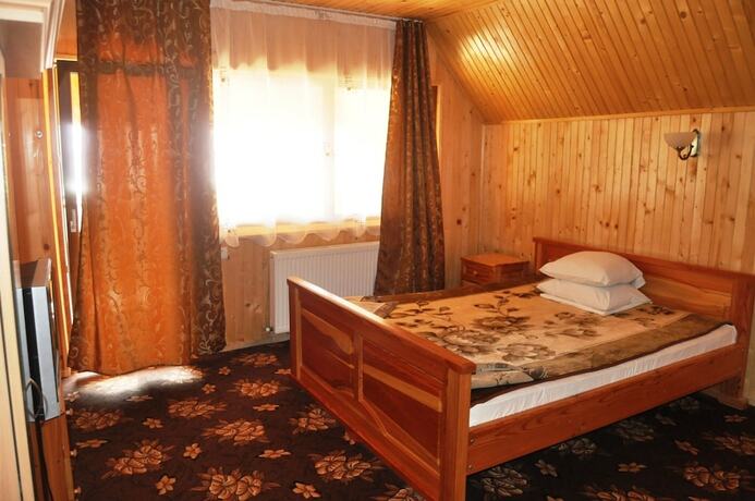Imagen de la habitación del Hotel Bayka. Foto 13