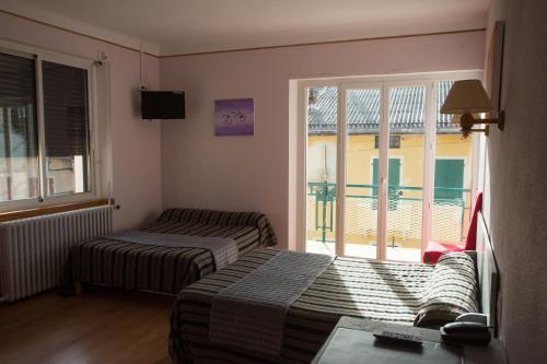 Imagen general del Hotel Bayle. Foto 4