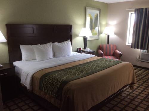 Imagen de la habitación del Hotel Baymont By Wyndham Ames. Foto 6