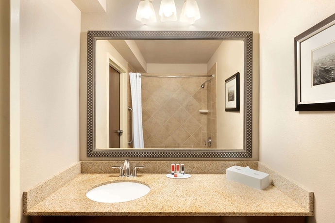 Imagen de la habitación del Hotel Baymont By Wyndham Augusta West. Foto 16