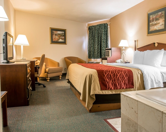 Imagen de la habitación del Hotel Baymont By Wyndham Belleville Airport Area. Foto 11