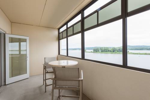 Imagen de la habitación del Hotel Baymont By Wyndham Bellevue. Foto 10
