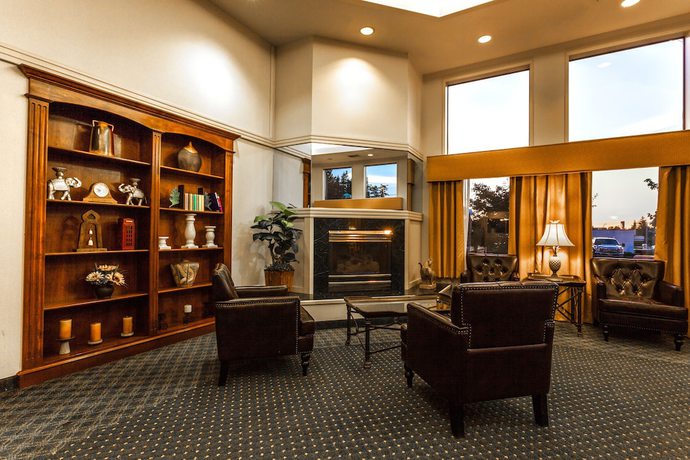 Imagen de los interiores del Hotel Baymont By Wyndham Bellingham. Foto 19