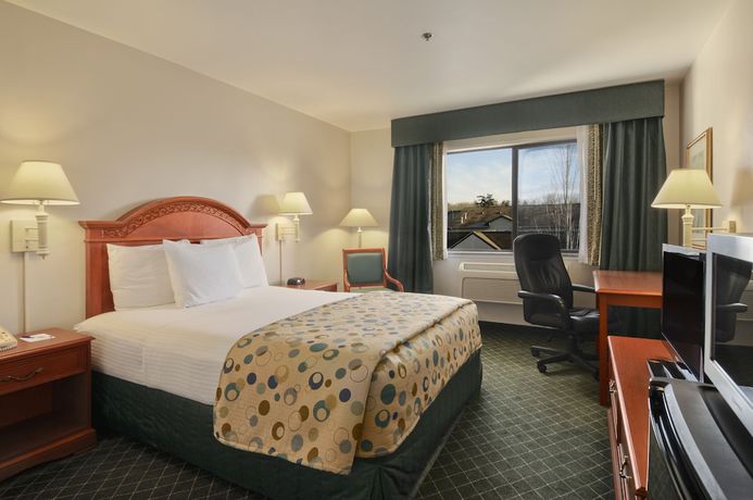 Imagen de la habitación del Hotel Baymont By Wyndham Bellingham. Foto 11