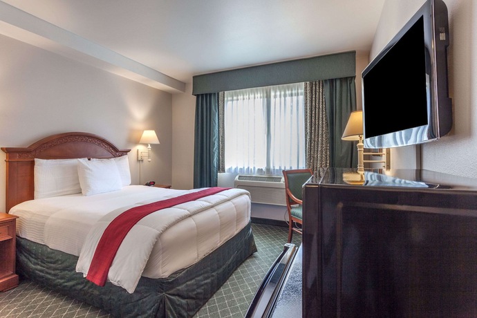 Imagen de la habitación del Hotel Baymont By Wyndham Bellingham. Foto 15