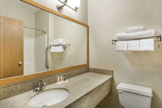 Imagen de la habitación del Hotel Baymont By Wyndham Billings. Foto 10