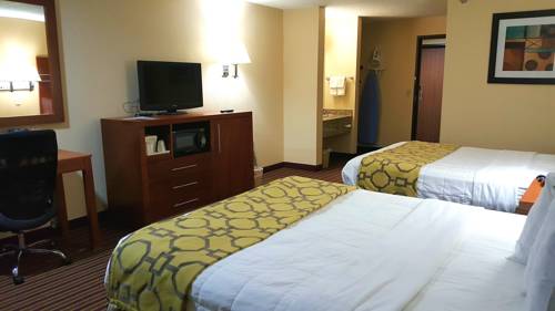 Imagen de la habitación del Hotel Baymont By Wyndham Bowling Green. Foto 15