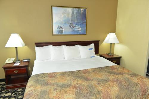 Imagen de la habitación del Hotel Baymont By Wyndham Branford/new Haven. Foto 9