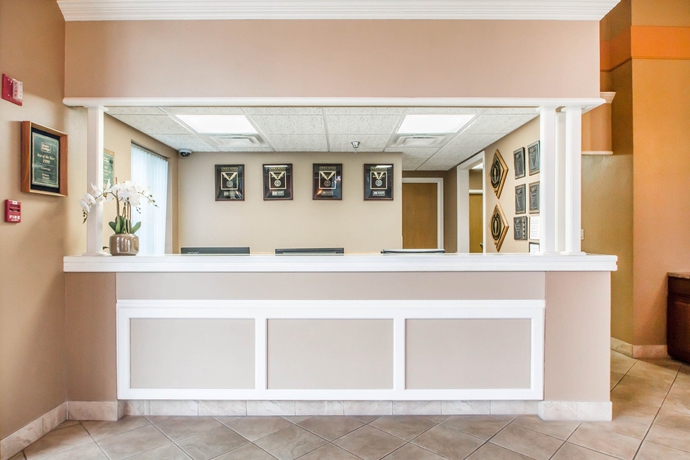 Imagen de los interiores del Hotel Baymont By Wyndham Branson Thousand Hills. Foto 13