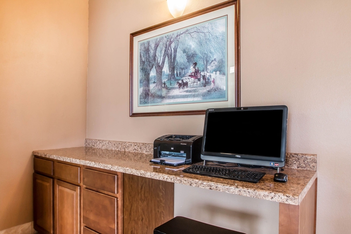 Imagen de los interiores del Hotel Baymont By Wyndham Branson Thousand Hills. Foto 15