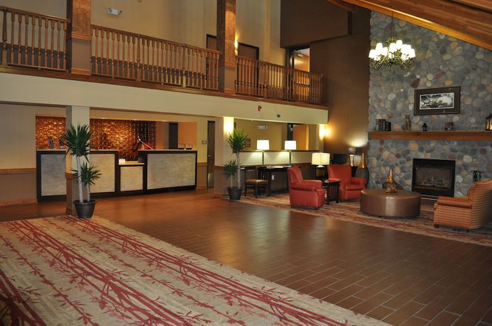 Imagen de los interiores del Hotel Baymont By Wyndham Brooklyn Center, Brooklyn Center. Foto 19