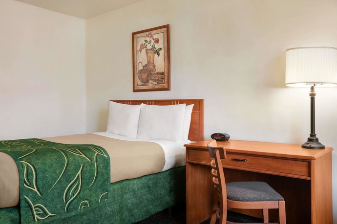 Imagen de la habitación del Hotel Baymont By Wyndham Buffalo. Foto 9