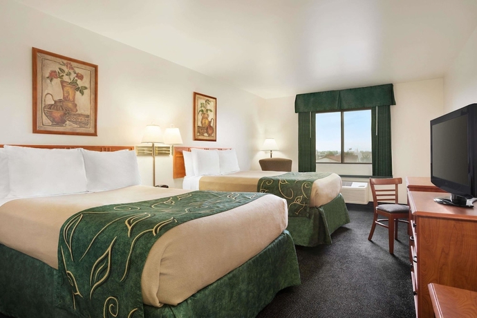 Imagen de la habitación del Hotel Baymont By Wyndham Buffalo. Foto 11