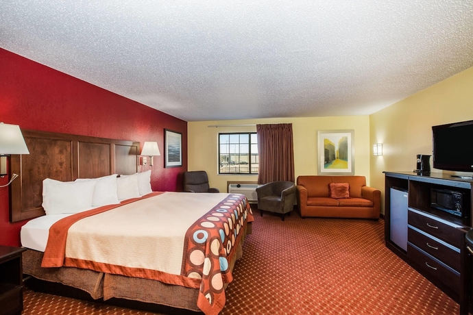 Imagen de la habitación del Hotel Baymont By Wyndham Cedar Rapids. Foto 12