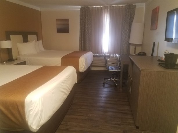 Imagen de la habitación del Hotel Baymont By Wyndham Chicago/alsip. Foto 3