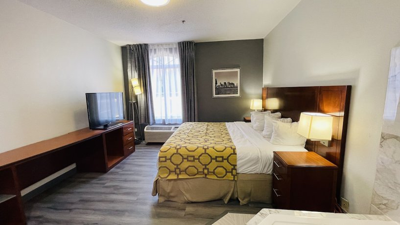 Imagen de la habitación del Hotel Baymont By Wyndham Chicago/calumet City. Foto 2