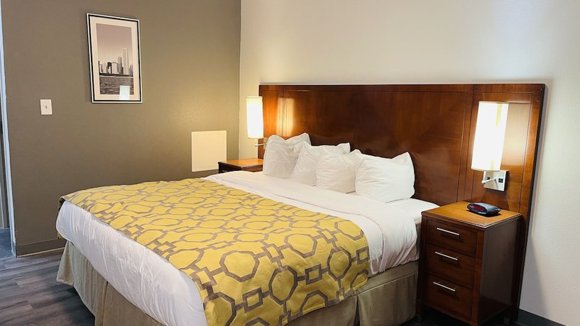 Imagen de la habitación del Hotel Baymont By Wyndham Chicago/calumet City. Foto 5