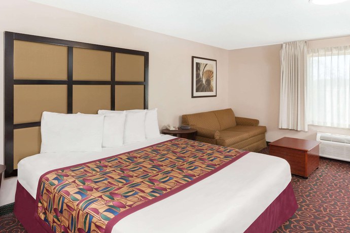 Imagen de la habitación del Hotel Baymont By Wyndham Chicago/calumet City. Foto 15