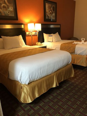 Imagen de la habitación del Hotel Baymont By Wyndham Cincinnati. Foto 10