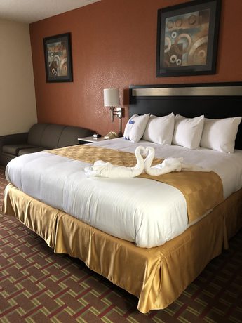 Imagen de la habitación del Hotel Baymont By Wyndham Cincinnati. Foto 15