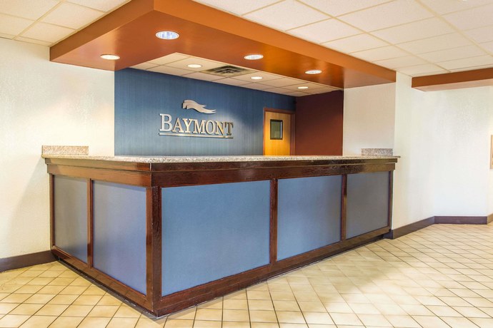 Imagen de los interiores del Hotel Baymont By Wyndham Cincinnati. Foto 19