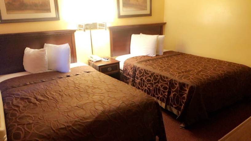 Imagen de la habitación del Hotel Baymont By Wyndham Coalinga. Foto 7