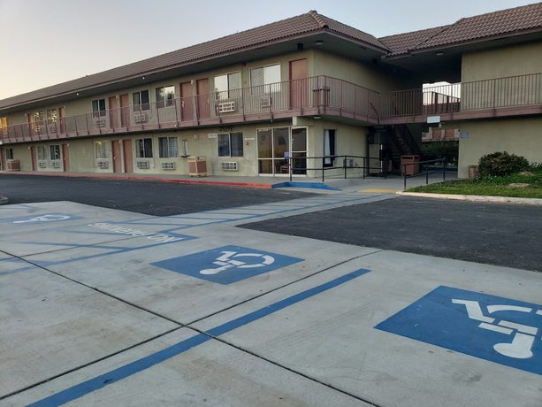 Imagen general del Hotel Baymont By Wyndham Coalinga. Foto 3