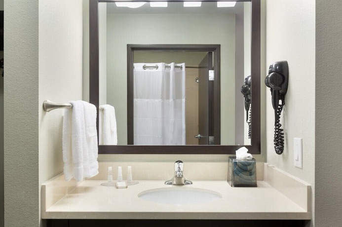 Imagen de la habitación del Hotel Baymont By Wyndham College Station. Foto 12