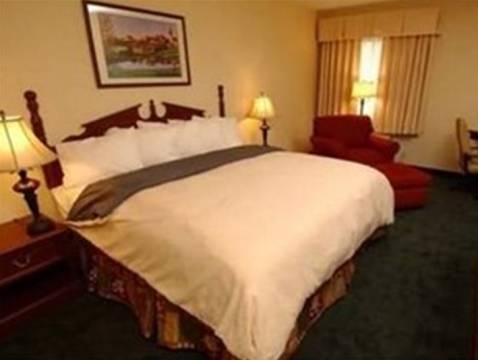 Imagen de la habitación del Hotel Baymont By Wyndham Columbia Maury. Foto 15