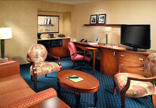 Imagen de la habitación del Hotel Baymont By Wyndham Columbia Northwest. Foto 11