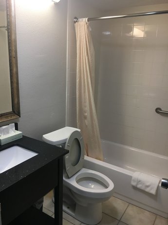 Imagen de la habitación del Hotel Baymont By Wyndham Cookeville. Foto 4