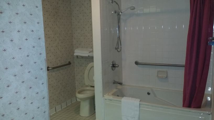 Imagen de la habitación del Hotel Baymont By Wyndham Cookeville. Foto 15