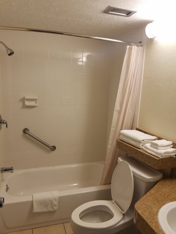 Imagen de la habitación del Hotel Baymont By Wyndham Cookeville. Foto 16