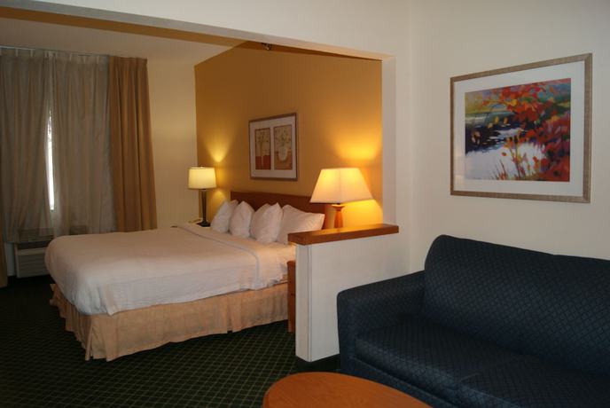 Imagen de la habitación del Hotel Baymont By Wyndham Coon Rapids. Foto 7