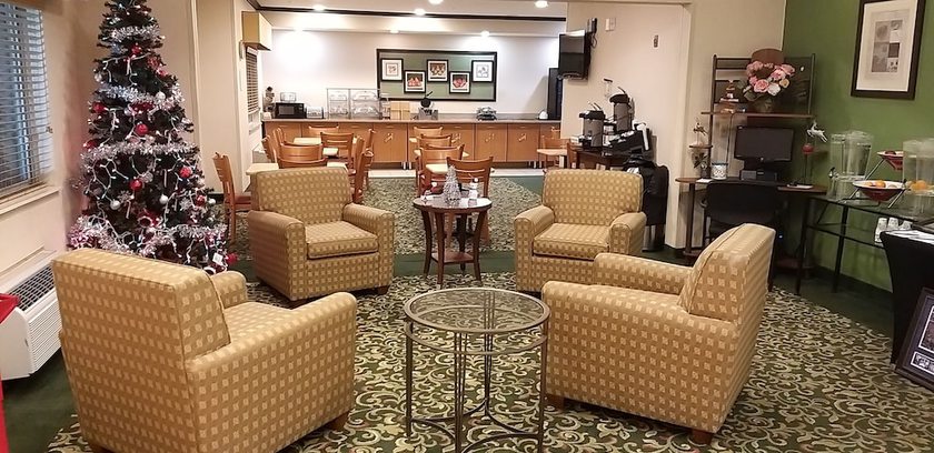 Imagen de los interiores del Hotel Baymont By Wyndham Coon Rapids. Foto 20
