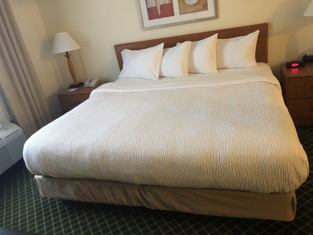 Imagen de la habitación del Hotel Baymont By Wyndham Coon Rapids. Foto 14