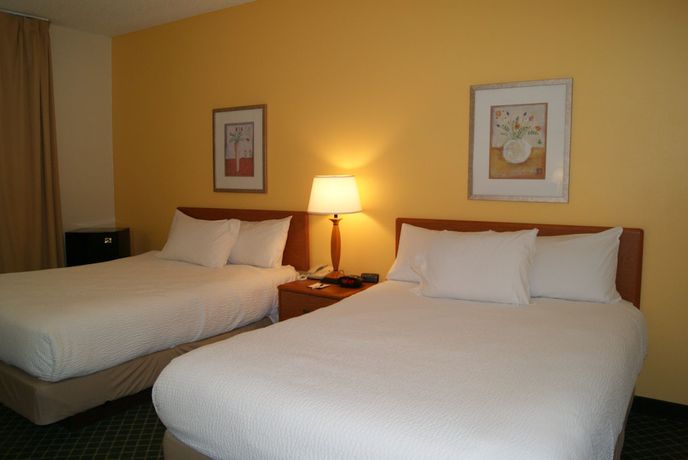 Imagen de la habitación del Hotel Baymont By Wyndham Coon Rapids. Foto 16